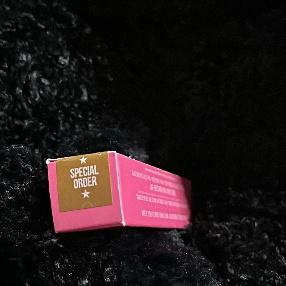 Jeffree Star nwt jeffree